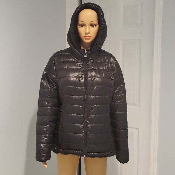 Andrew Marc reversible puffer - Picture 1 of 12